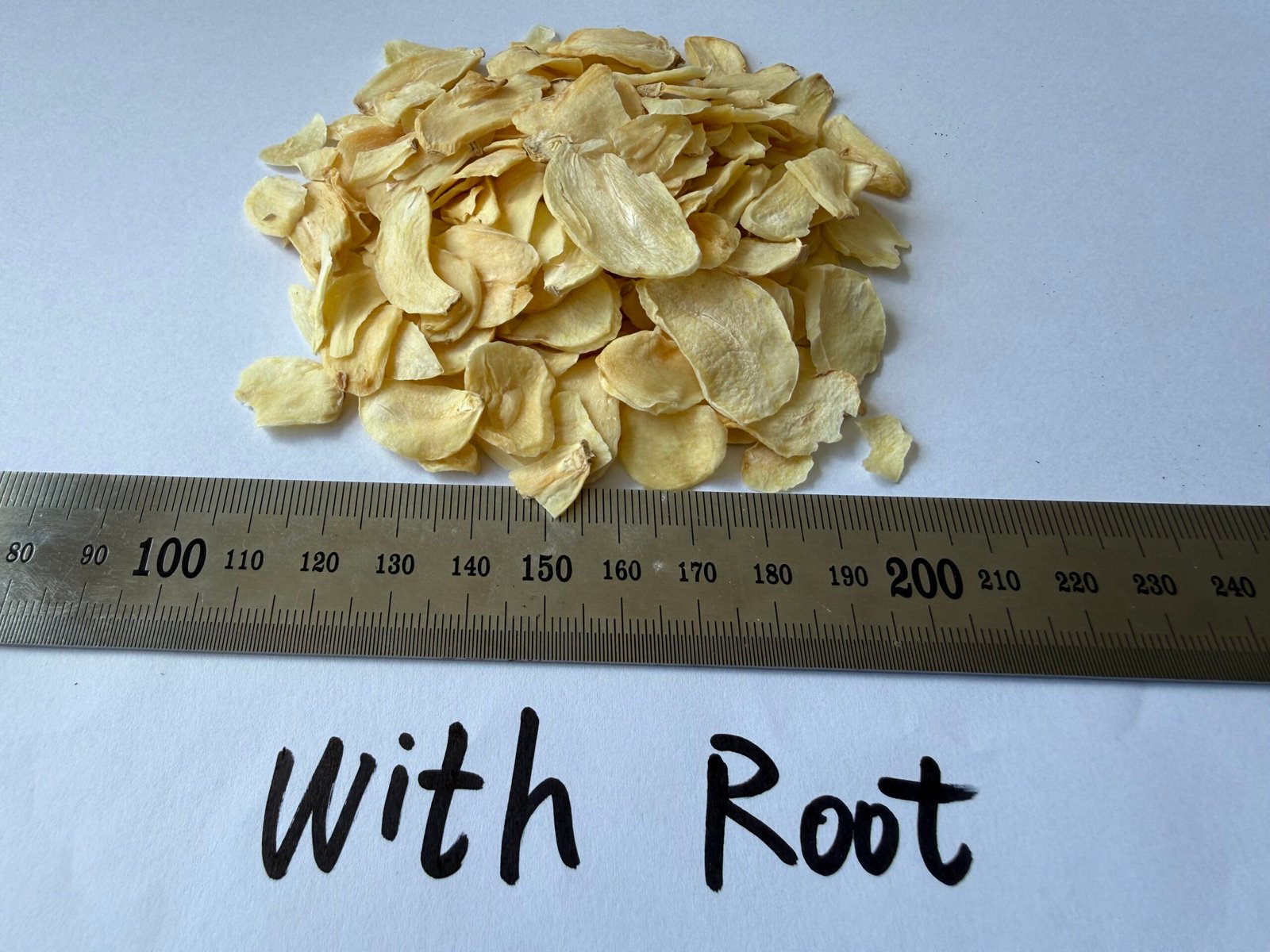 Dehydrated Garlic Flakes with roots